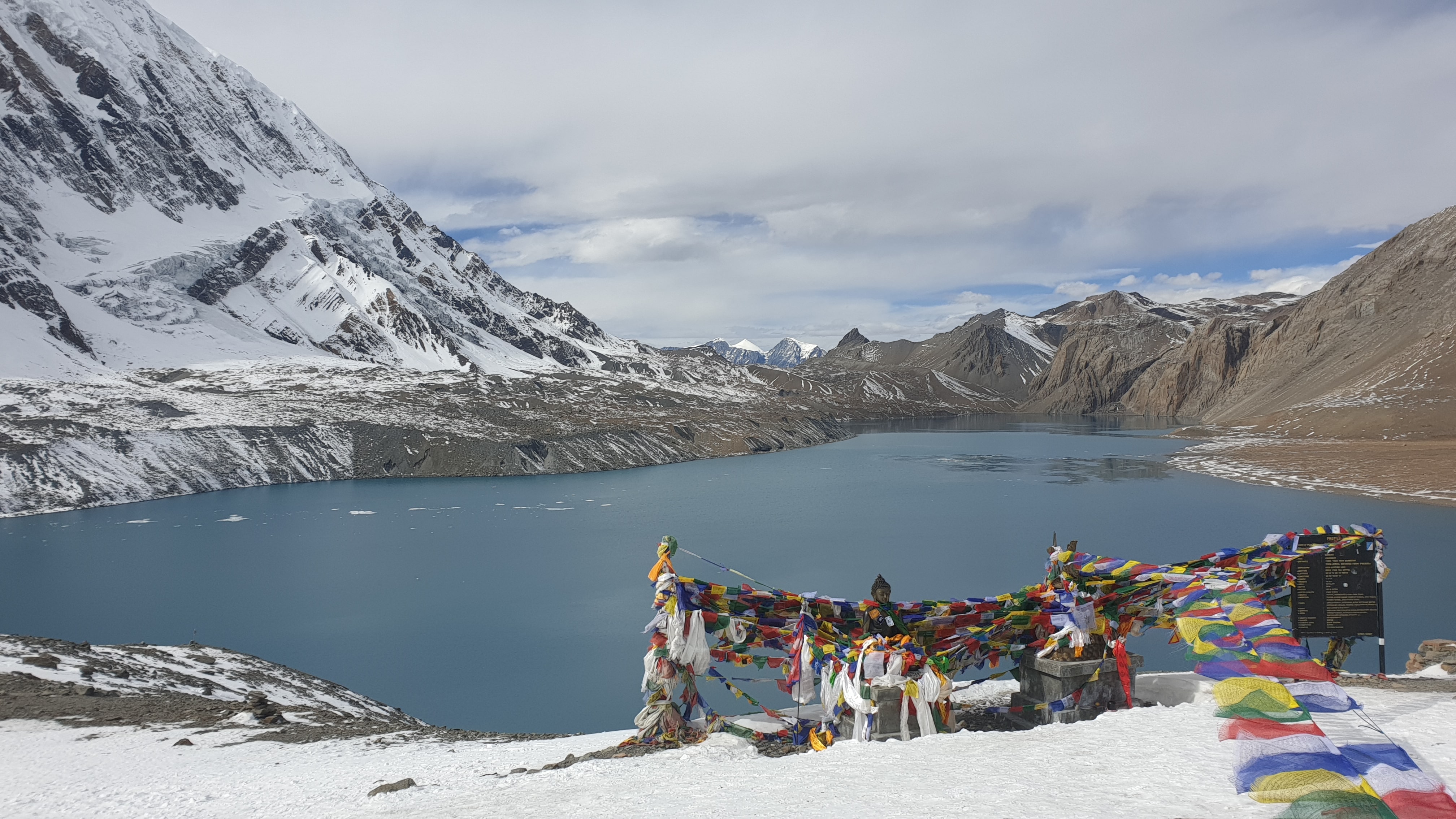 tilicho_lake
